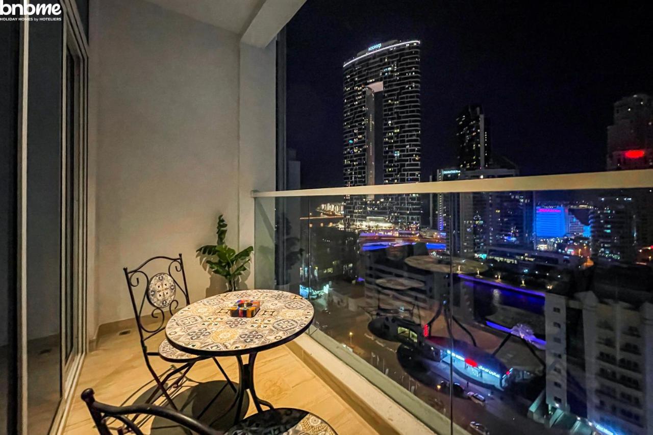 Bnbmehomes - Beautiful Lake View Studio Near Marina - 1504 Dubai Dış mekan fotoğraf